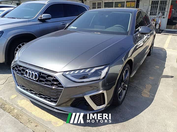 Audi A4L 40 TFSI Fashion Version - автомобиль из Китая