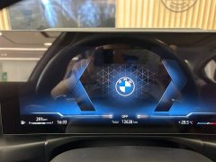 BMW 3 Series 2025 330Li M Sports Night Package - фото 9