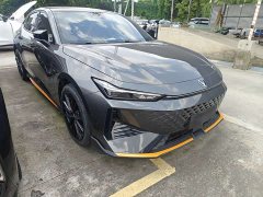 Changan UNI-V 1.5T Premium Version - фото 3