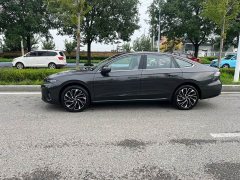 Volkswagen L 300TSI DSG Luxury Version - фото 16