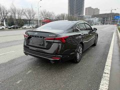 2.0L XL-TLS Edition - фото 20