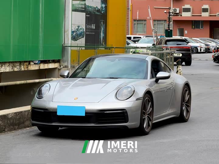 Porsche 911 Carrera 4 3.0T