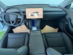 Tesla Model 3 Edition - фото 7