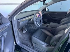 Tesla Model Y Edition - фото 6