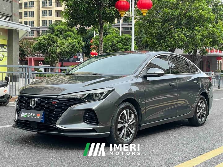 Changan PLUS NE 1.4T GDI DCTPremium Version - автомобиль из Китая