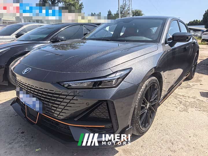 Changan UNI-V 1.5T Edition - автомобиль из Китая