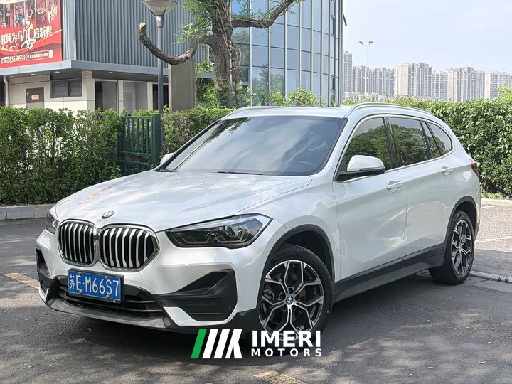 BMW X1 sDrive25Li Leading - автомобиль из Китая