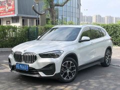 BMW X1 sDrive25Li Leading - фото 1