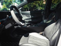 Changan UNI-T 1.5T Deluxe Version - фото 7