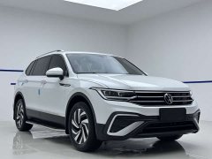 Volkswagen Tiguan L 280TSI automatic two-wheel drive Chaochuang limited edition - фото 3