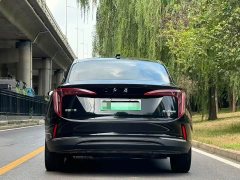 Hongqi E-QM5 Edition - фото 15