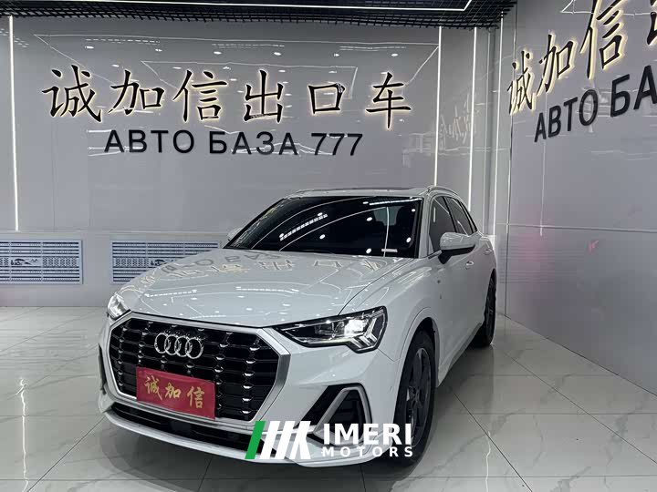 Audi Q3 35 TFSI Fashion Version - автомобиль из Китая