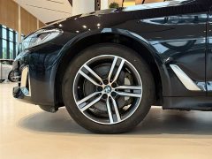BMW 5 530Li Version Luxury - фото 5