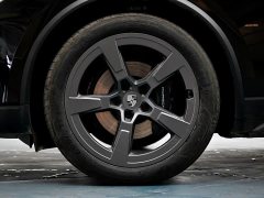 Porsche Macan New Energy Macan 4 Jinchi Edition - фото 16
