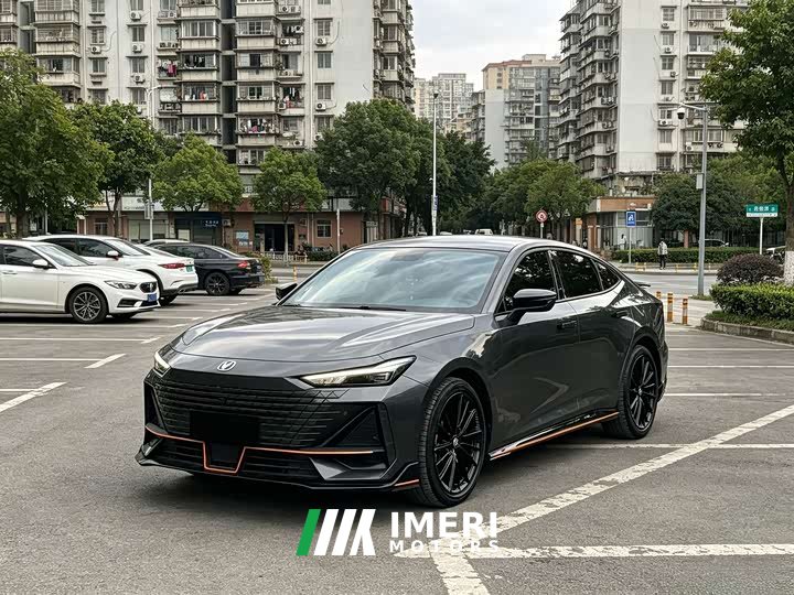 Changan UNI-V 1.5T Edition - автомобиль из Китая