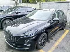 Hongqi E-QM5 Edition - фото 1