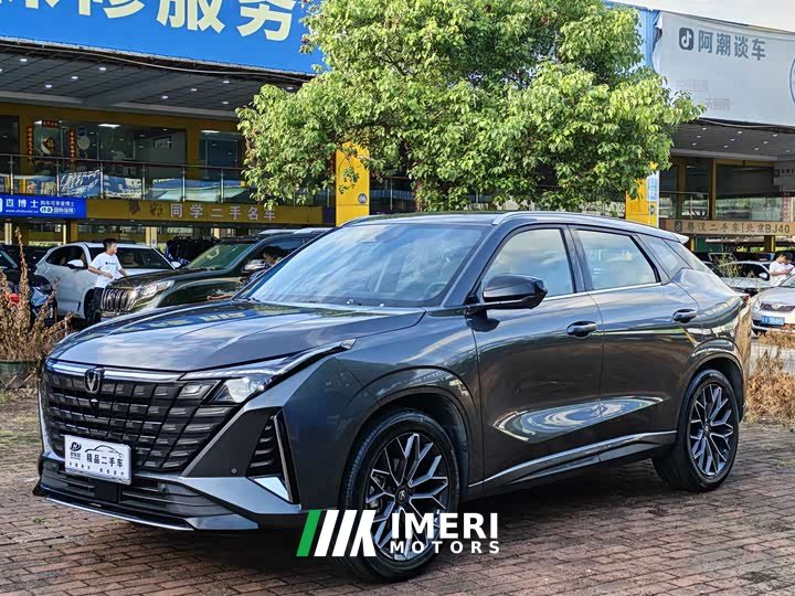 Changan UNI-Z 1.5T Premium Version - автомобиль из Китая