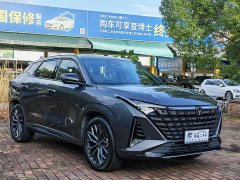 Changan UNI-Z 1.5T Premium Version - фото 3