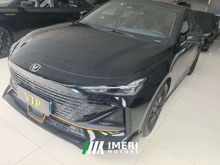 Changan UNI-V 1.5T Edition - автомобиль из Китая