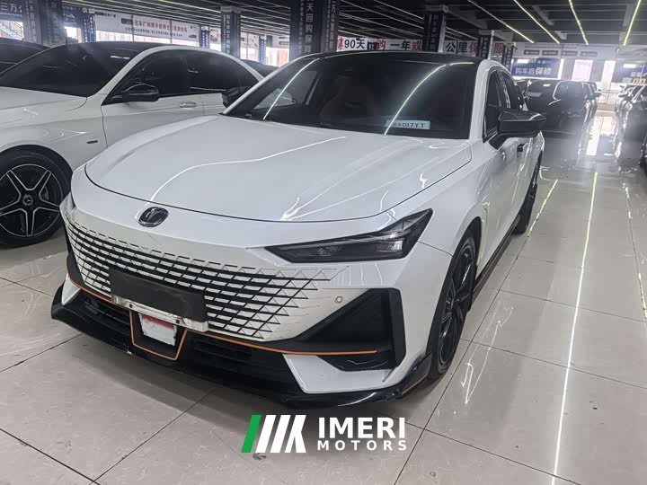 Changan UNI-V 1.5T Edition - автомобиль из Китая