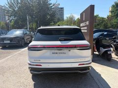 2.0T AWD - фото 7