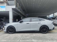 Changan UNI-V 1.5T Premium Version - фото 9
