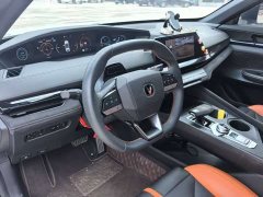 Changan UNI-V 1.5T Premium Version - фото 5