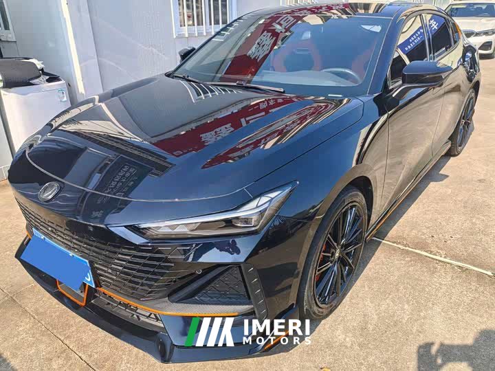 Changan UNI-V 1.5T Edition - автомобиль из Китая