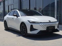 Changan UNI-V 1.5T Premium Version - фото 3