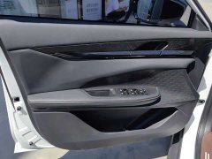 Changan UNI-V 1.5T Premium Version - фото 9