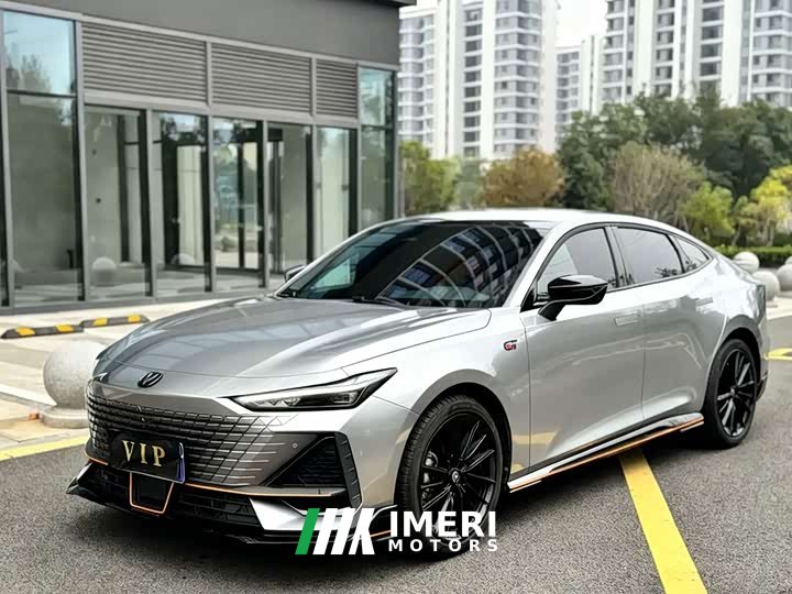 Changan UNI-V 1.5T Edition - автомобиль из Китая
