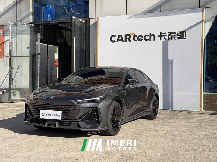 Changan UNI-V 1.5T Premium Version - автомобиль из Китая