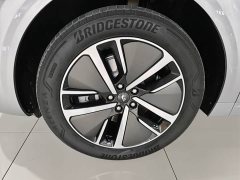 Li Auto L6 Pro - фото 18