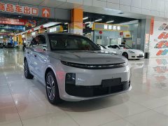 Li Auto L6 Pro - фото 3