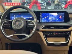 Buick GL8 Deluxe Edition - фото 15