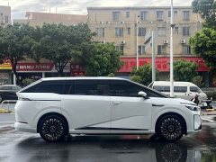 Xpeng X9 EREV 1602 Ultra - фото 6