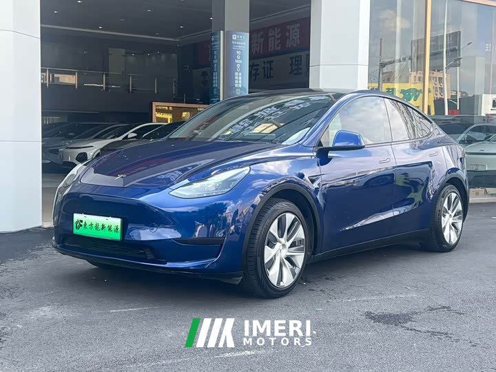 Tesla Model Y Edition - автомобиль из Китая