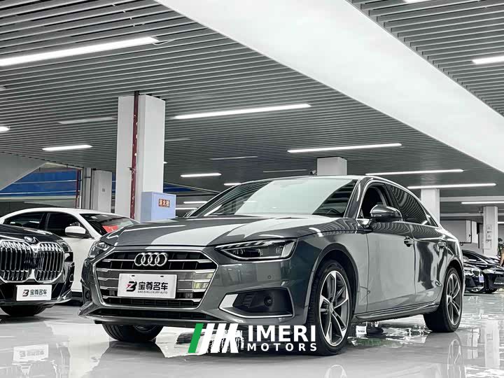 Audi A4L 40 TFSI Fashion Version - автомобиль из Китая