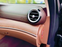 Mercedes-Benz E 300 L Luxury Version - фото 20