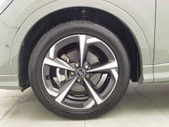 Audi Q3 45 TFSI quattro Fashion Version - фото 17