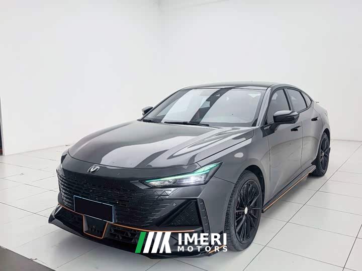 Changan UNI-V 1.5T Edition - автомобиль из Китая