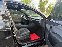 Tesla Model Y Edition - фото 14