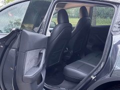 Tesla Model Y Edition - фото 10