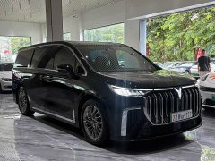 Voyah PHEV Ultra Long RangeFlagship Edition - фото 3