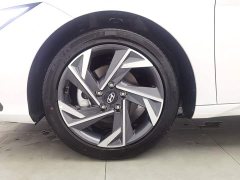 Porsche 1.5L CVT GLX Edition - фото 17