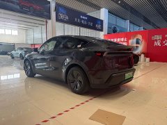 Tesla Model Y Edition - фото 6