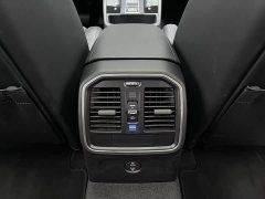 Porsche Macan 2.0T - фото 10