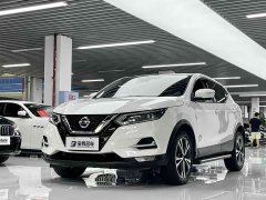 Nissan 2.0L CVTLuxury Edition - фото 1