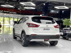 Nissan 2.0L CVTLuxury Edition - фото 11