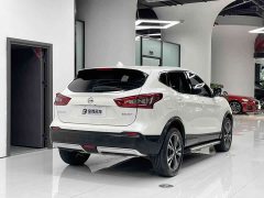 Nissan 2.0L CVTLuxury Edition - фото 12